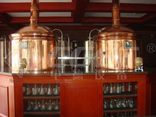 Micro piccola scala della macchina della fabbrica della birra dell'hotel che fa spessore del sistema 1000L 3mm
