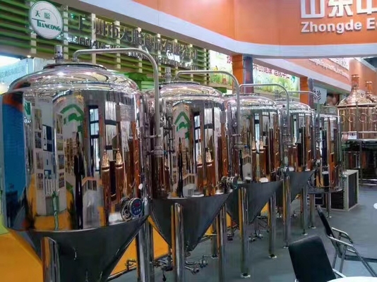 Acciaio inossidabile dell'attrezzatura chiavi in mano automatica di microbirrificio o materiale del rame