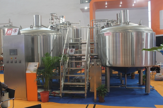 Birra del carceriere dell'acciaio inossidabile 316 che fa la mano del sistema o controllo automatico