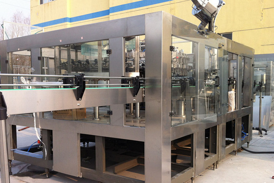 3 in 1 linea di produzione della fabbrica di birra macchina di rifornimento imballata dell'acqua potabile 10000 Bph