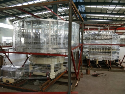 Linea di produzione ad alta velocità della fabbrica di birra materiale da otturazione e tappatrice dell'acqua in bottiglia