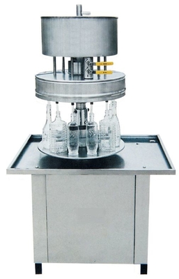 L'imbottigliatrice di vetro di Vinager dell'uva 3 elettrici sincronizza 2000Bph 380V 50Hz