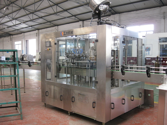 Fase elettrica dell'attrezzatura 380V 50Hz 3 dell'imbottigliamento della birra dell'acciaio inossidabile 304