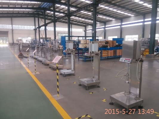 Linea di imbottigliamento della fabbrica di birra della macchina di rifornimento della birra di capacità elevata potere AC50Hz 220V