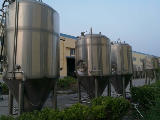 carro armato rivestito di fermentatio 2400l per il unitank del carro armato dell'acciaio inossidabile 304 del tino di fermentazione della birra del mestiere con la pietra di carbonatazione