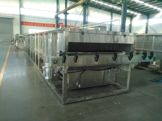 Pastorizzatore del tunnel della birra automatizzato fabbrica di birra dell'imbottigliatrice del mestiere una garanzia di 1 anno