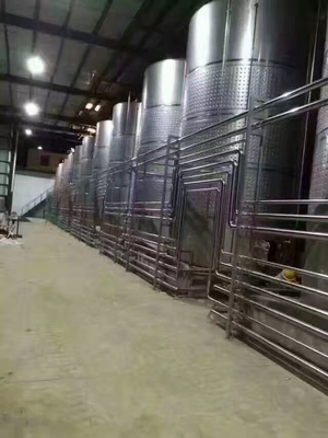 Linea chiavi in mano fermentatore conico rivestito della fabbrica di birra del grande fermentatore della birra di 120 barilotti