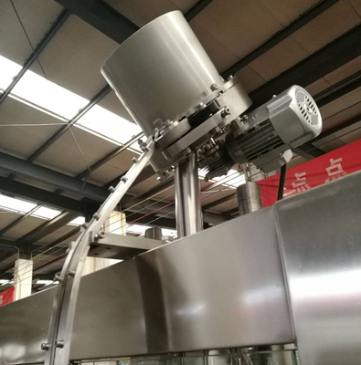 Coperchiamento di riempimento di lavaggio delle bottiglie di vetro della macchina di rifornimento di 500 BPH Monoblock