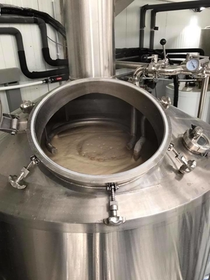 annuncio pubblicitario della piccola scala 1200L che fa la mini attrezzatura della fabbrica di birra dei sistemi