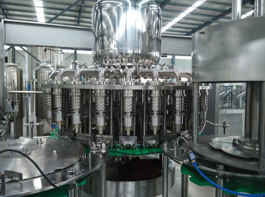Tappatrice di riempimento imbottigliante di lavaggio dell'attrezzatura della bevanda automatizzata 6000 BPH