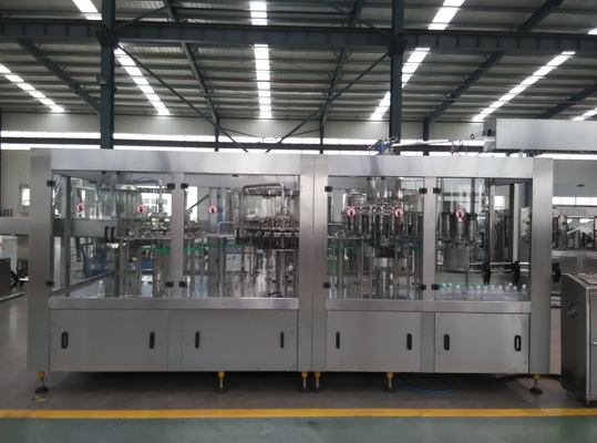 Tappatrice di riempimento imbottigliante di lavaggio dell'attrezzatura della bevanda automatizzata 6000 BPH