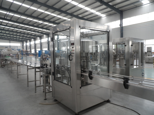 Tipo determinato elettrico pneumatico imbottigliante dell'attrezzatura 4000BPH della bevanda degli ss 304